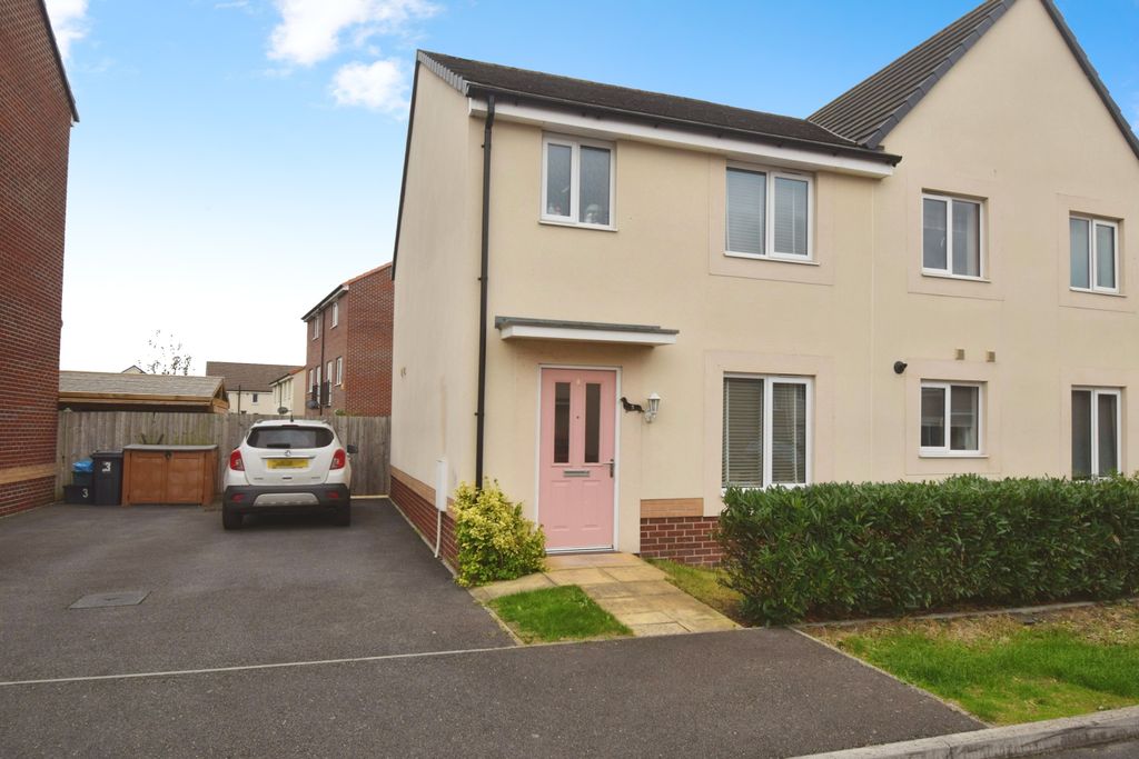 Property photo 1 of 14 Exterior