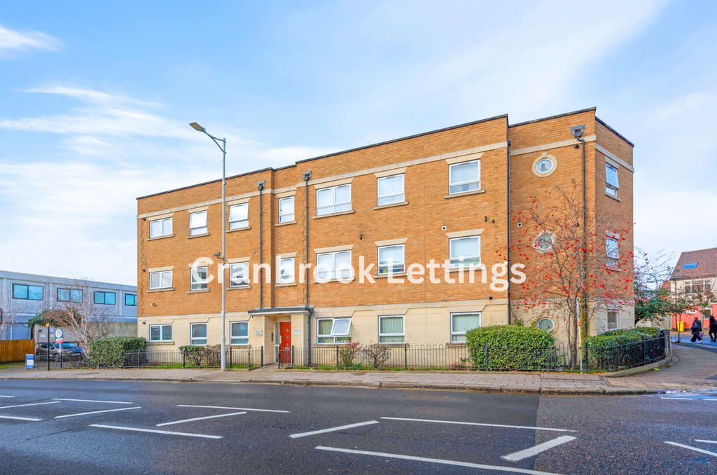 Property photo 1 of 11 Two Bedroom Flat For Sale