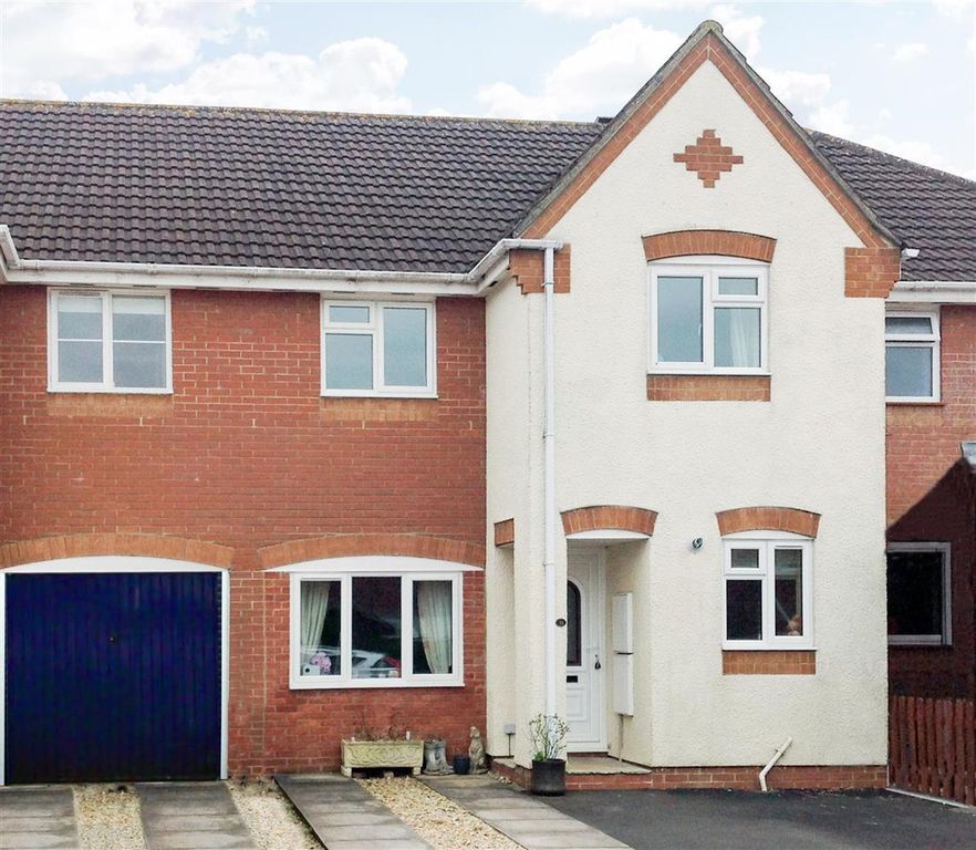 Property photo 1 of 14 Front