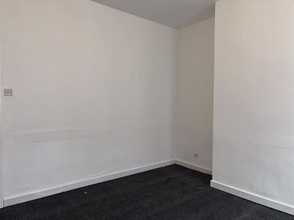 Property photo 2 of 11 Img_9297.Jpeg