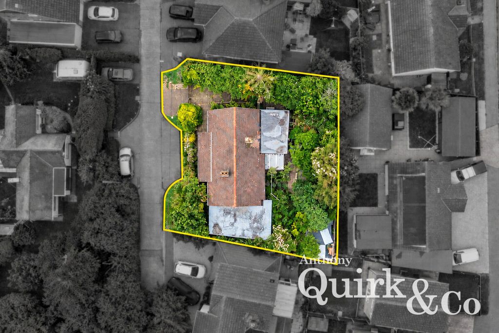 Property photo 1 of 12