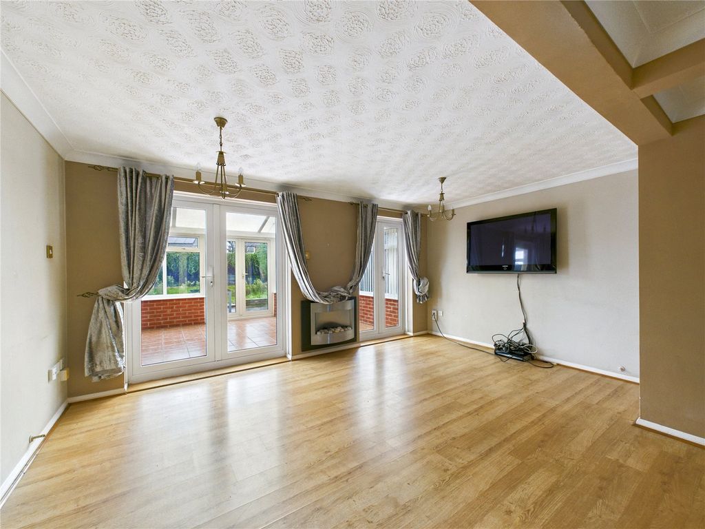 Property photo 2 of 15 Picture No. 06