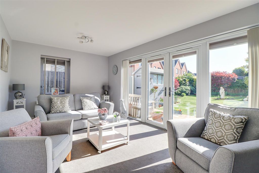 Property photo 3 of 20