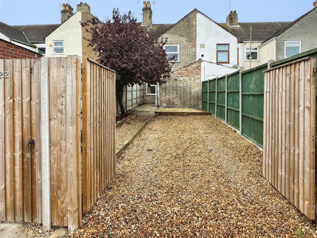 Property photo 2 of 17 Bridge Road (6).Jpg