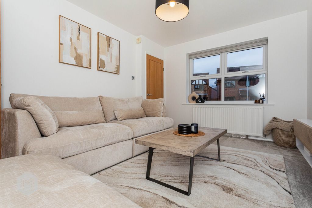 Property photo 2 of 14 Picture No. 09