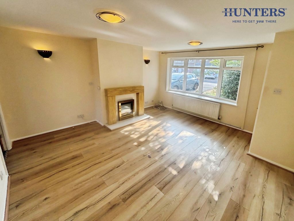 Property photo 2 of 12 Pbox-Img.Jpg