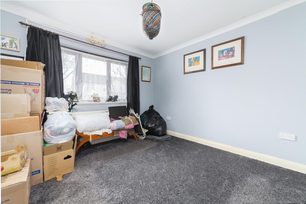 Property photo 3 of 11 15_Magnuscourt-1.Jpg