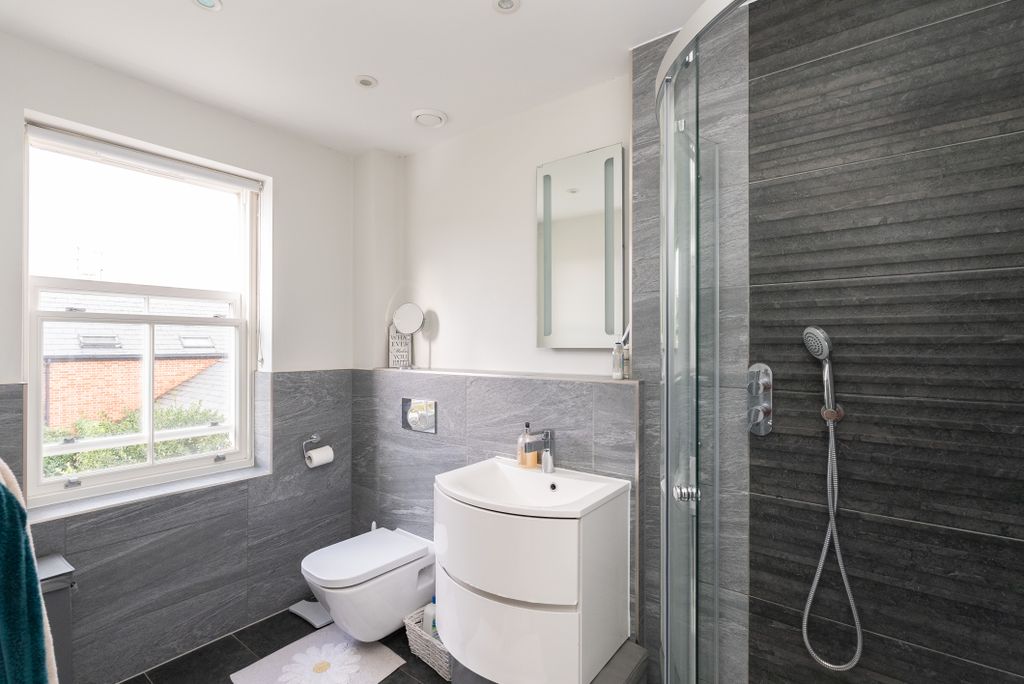 Additional image 18 of 5 bed semi-detached house for saleLonsdale Road, Dorking RH4
