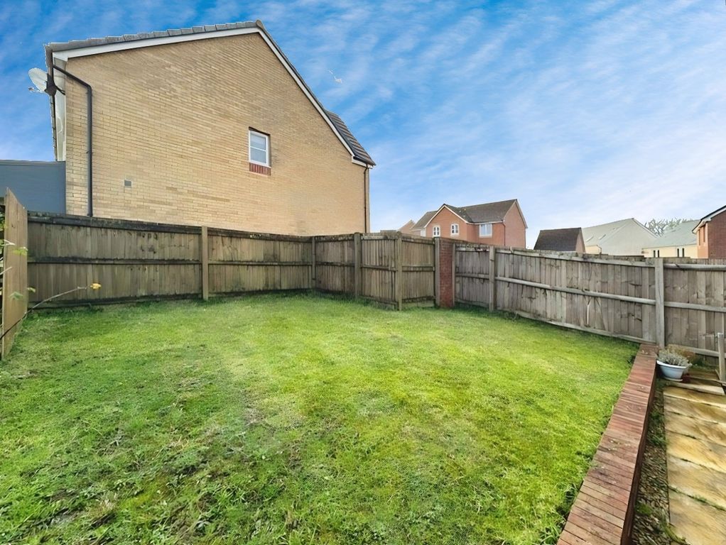 Property photo 3 of 13