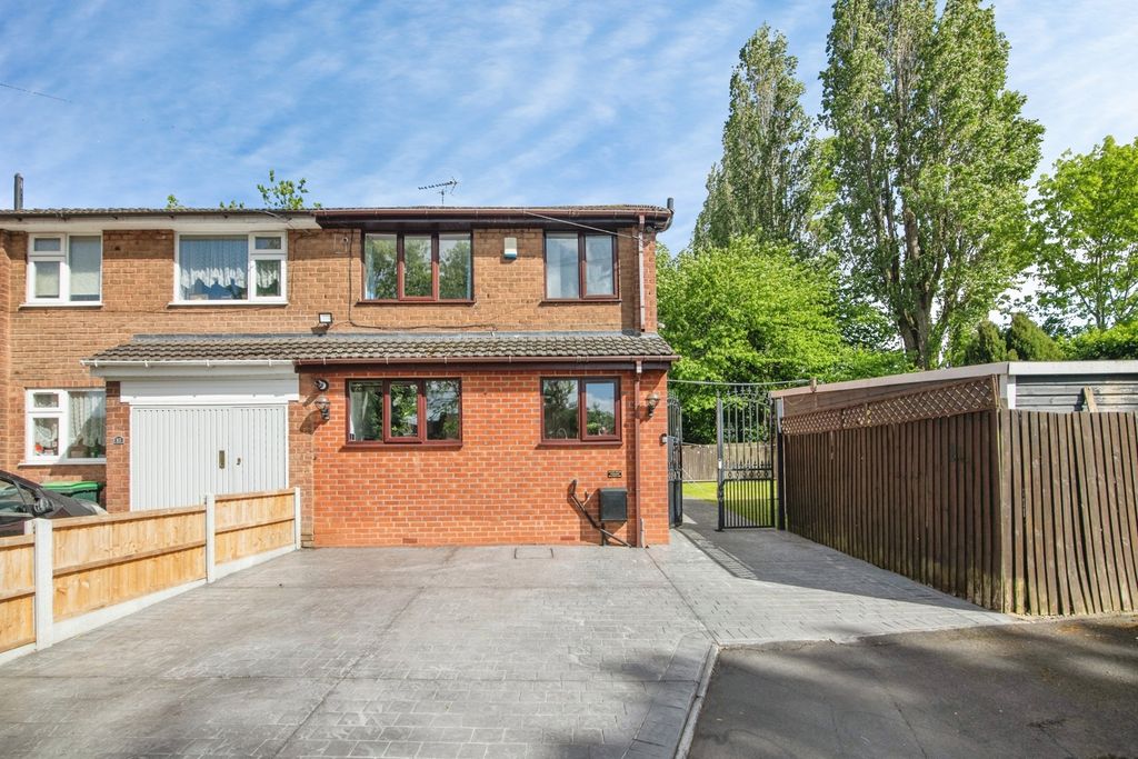 Property photo 1 of 21 Pbox-Img.Jpg