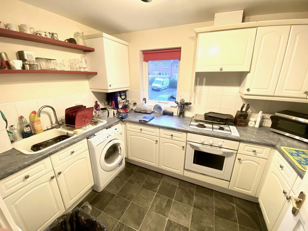 Property photo 3 of 4