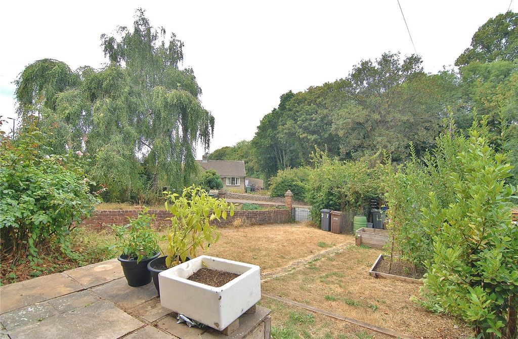 Property photo 2 of 21 Picture No. 35