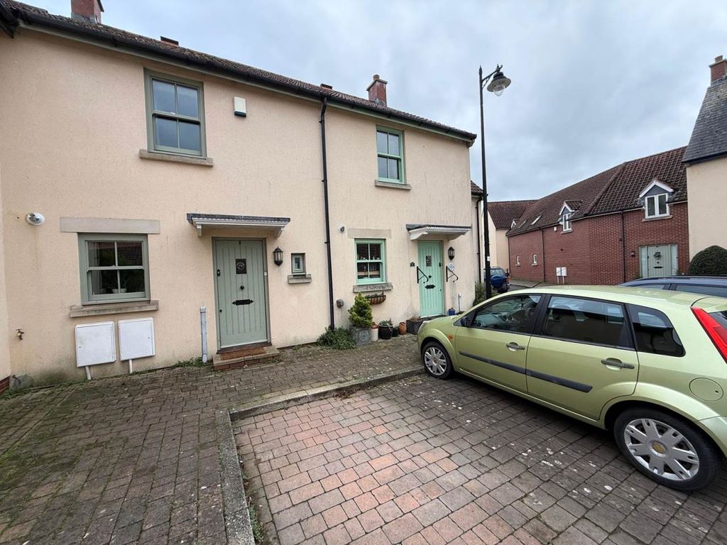 Property photo 1 of 10 External