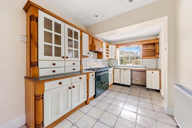 Property photo 2 of 44 Kitchen