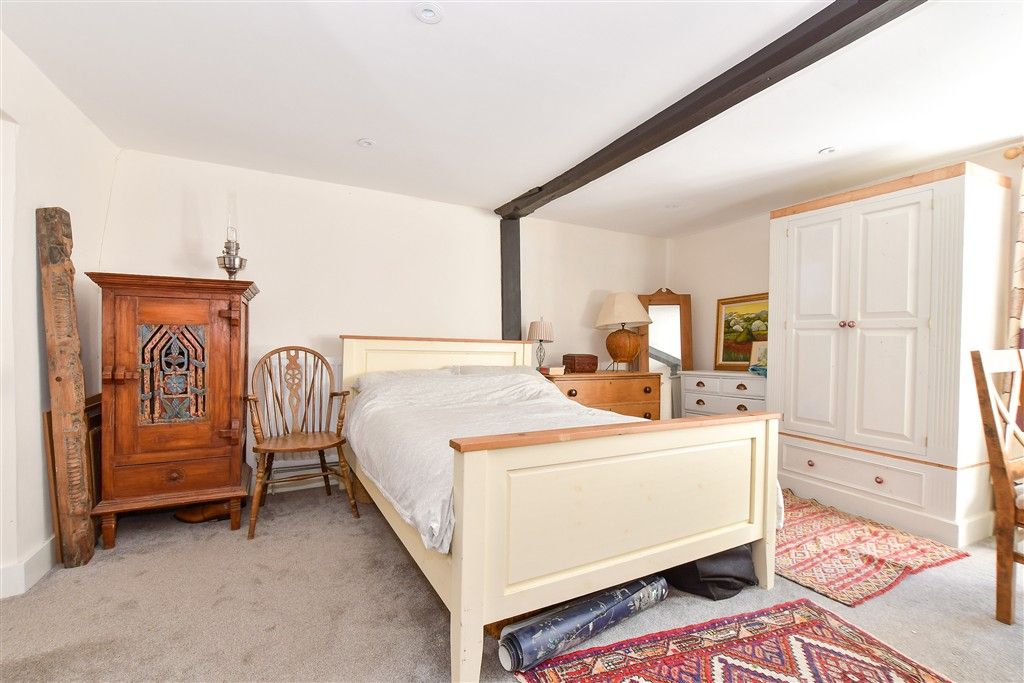 Property photo 1 of 11 Bedroom 1