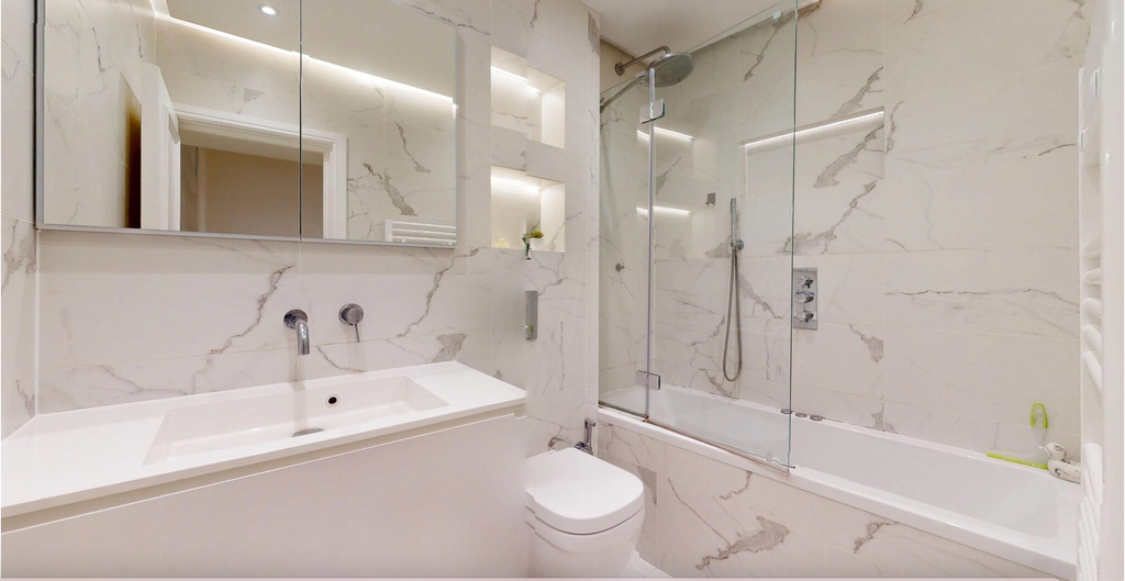 Property photo 3 of 13 Ensuite Bathroom