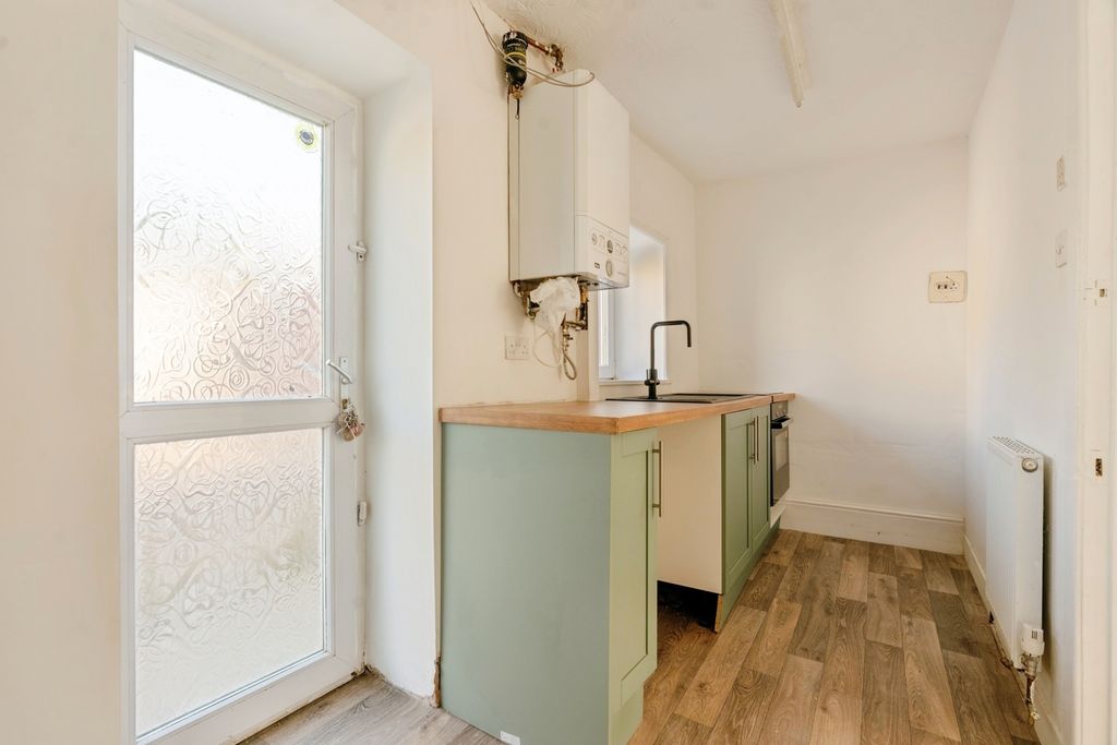 Property photo 2 of 19 Pbox-Img.Jpg