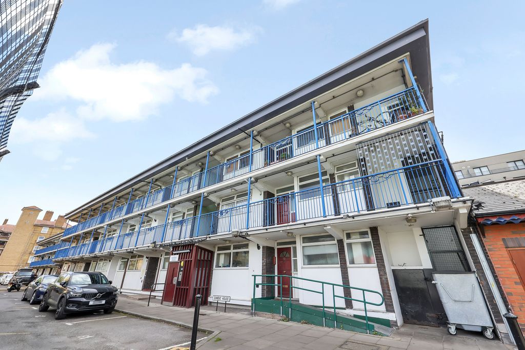 Property photo 1 of 20 Picture No. 02