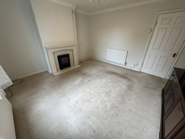 Property photo 3 of 11 Sitting Room