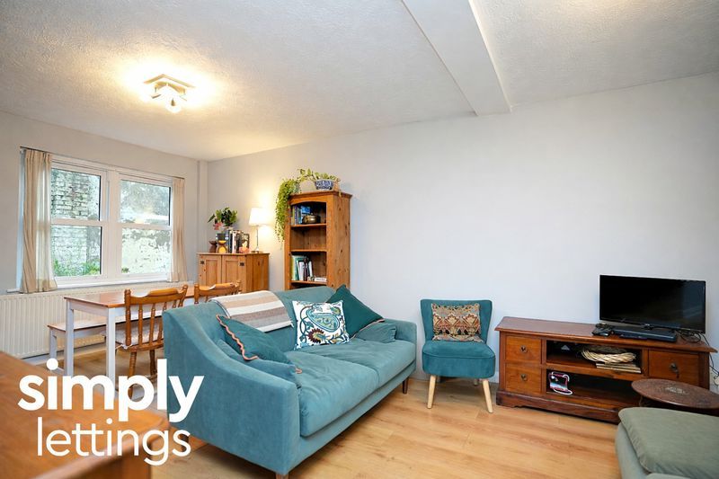 Property photo 3 of 8 Photo 3