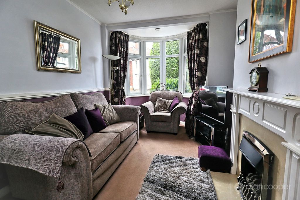 Property photo 3 of 22 5316076