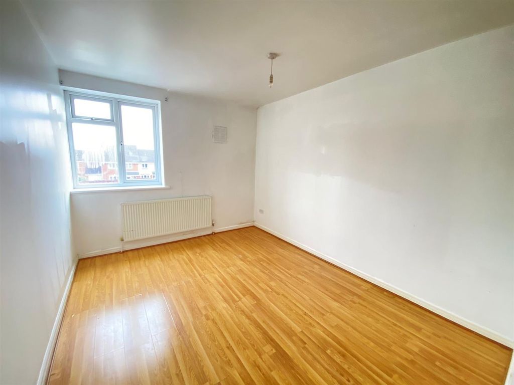 Property photo 3 of 9 3.Jpg