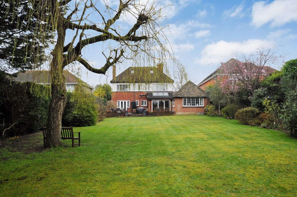 Property photo 1 of 35