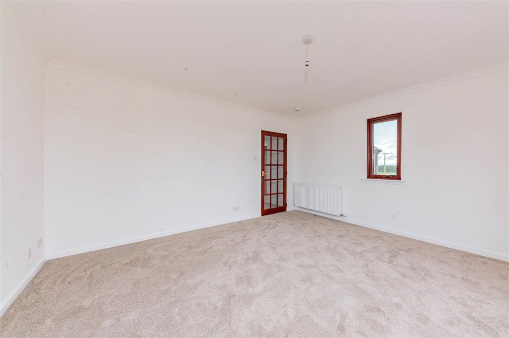 Property photo 3 of 24 3 Westcroft Cottages Carmylie-2.Jpg