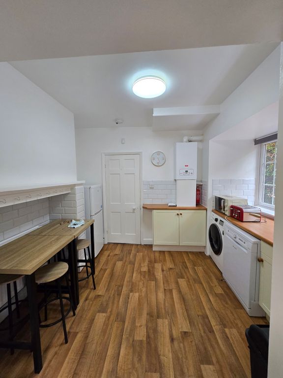 Property photo 1 of 17 20251111_120548