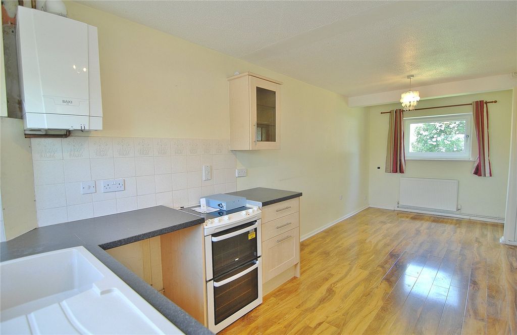 Property photo 3 of 11 Picture No. 31