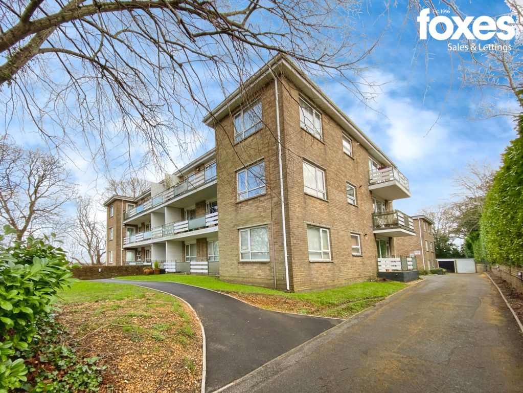Property photo 1 of 10 3870191