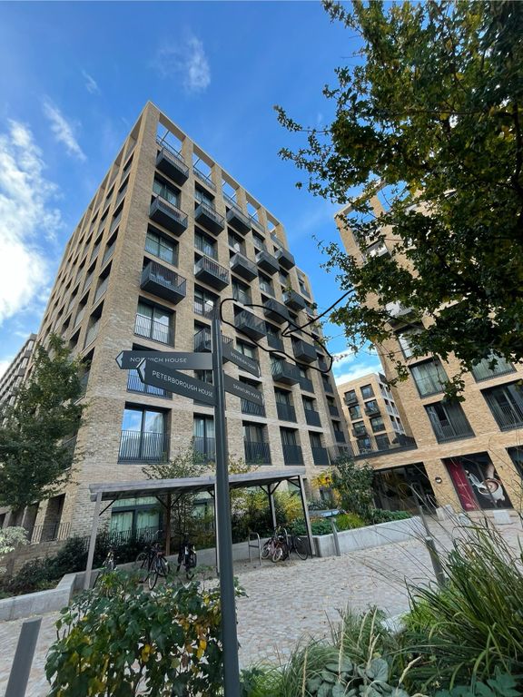 Property photo 3 of 34