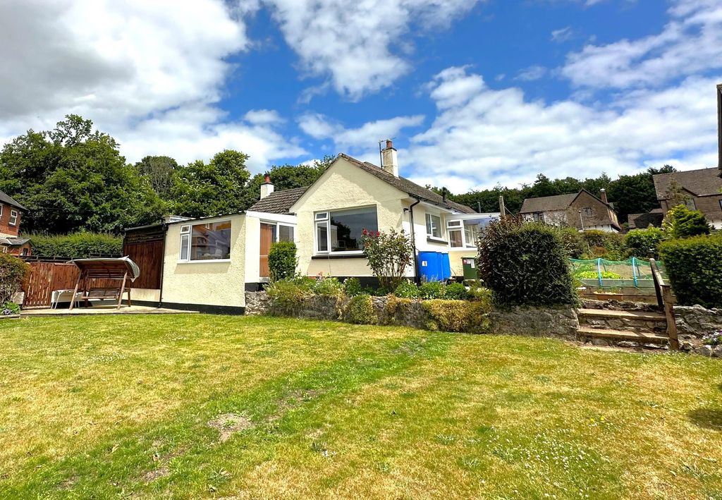 Property photo 1 of 21