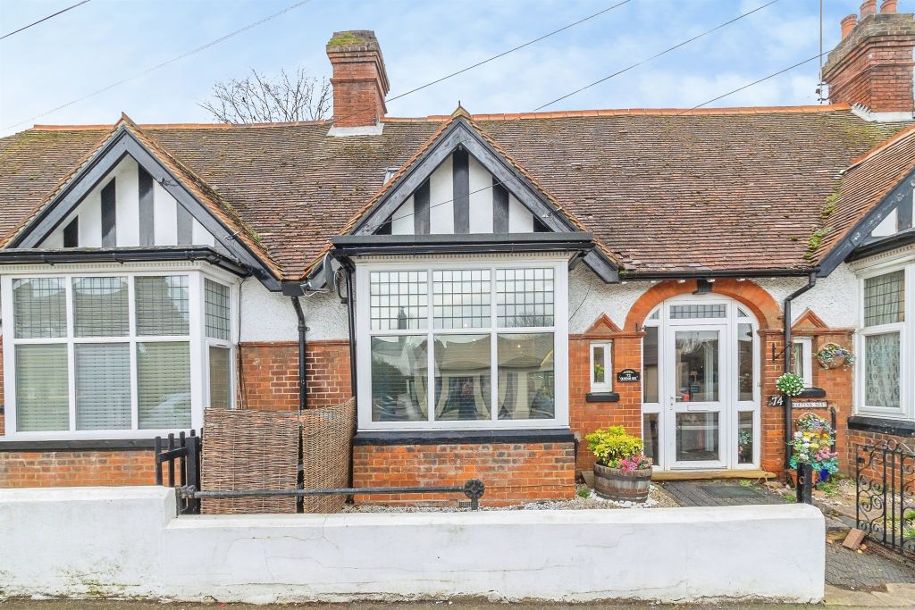 Property photo 1 of 18