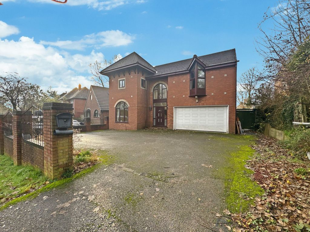 Property photo 1 of 24 Externals