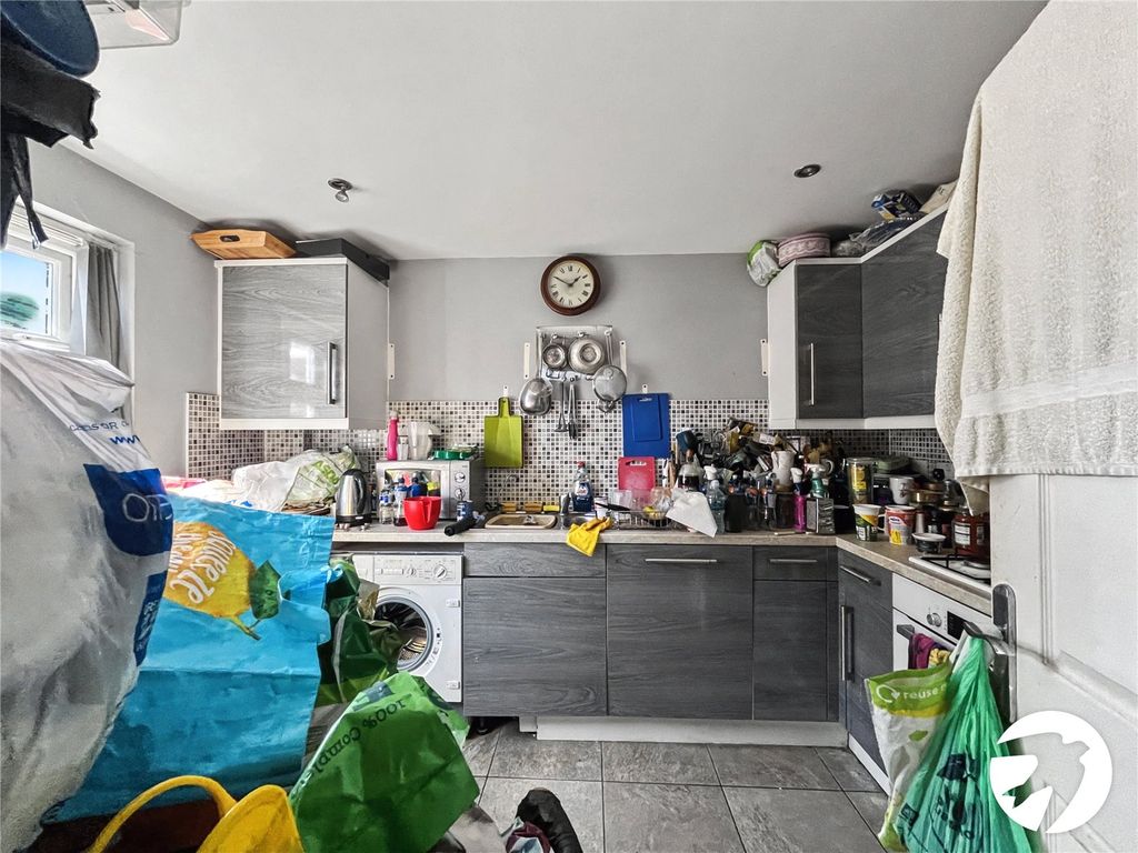 Property photo 3 of 15 Picture No. 40