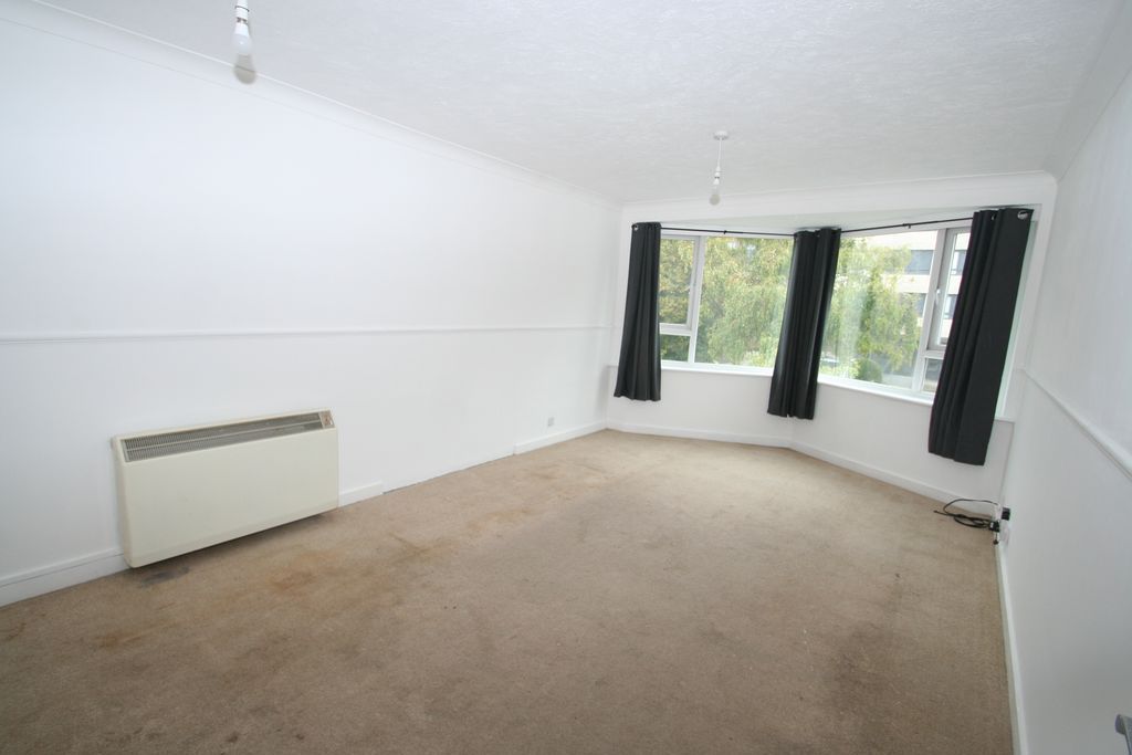 Property photo 2 of 9 Photo 4