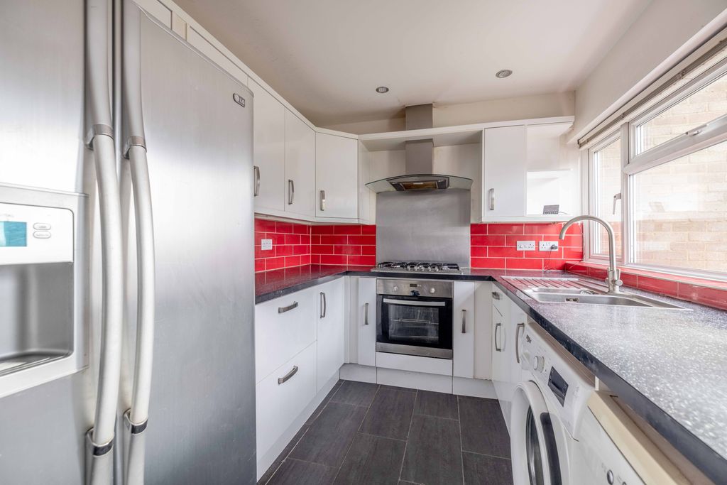 Property photo 3 of 18 4Gt (16 Of 18)