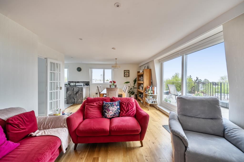 Property photo 3 of 21 Reception Room