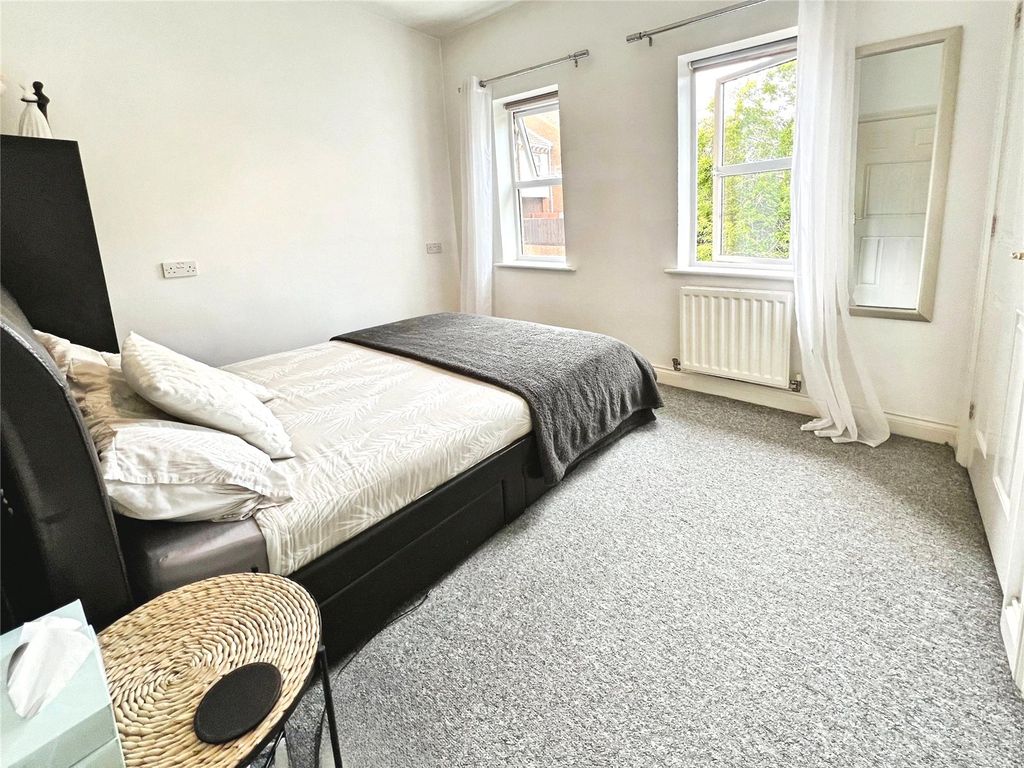 Property photo 3 of 15 Picture No. 21
