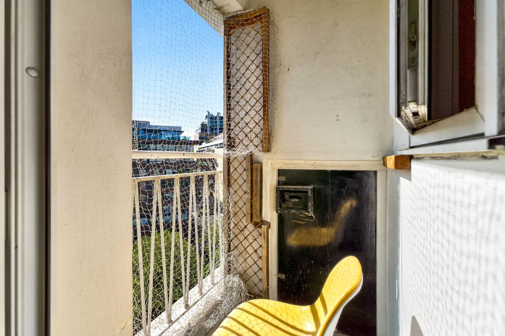 Property photo 2 of 15 Balcony