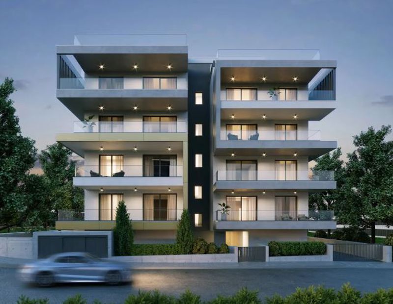 Property photo 2 of 10 Apartment Building