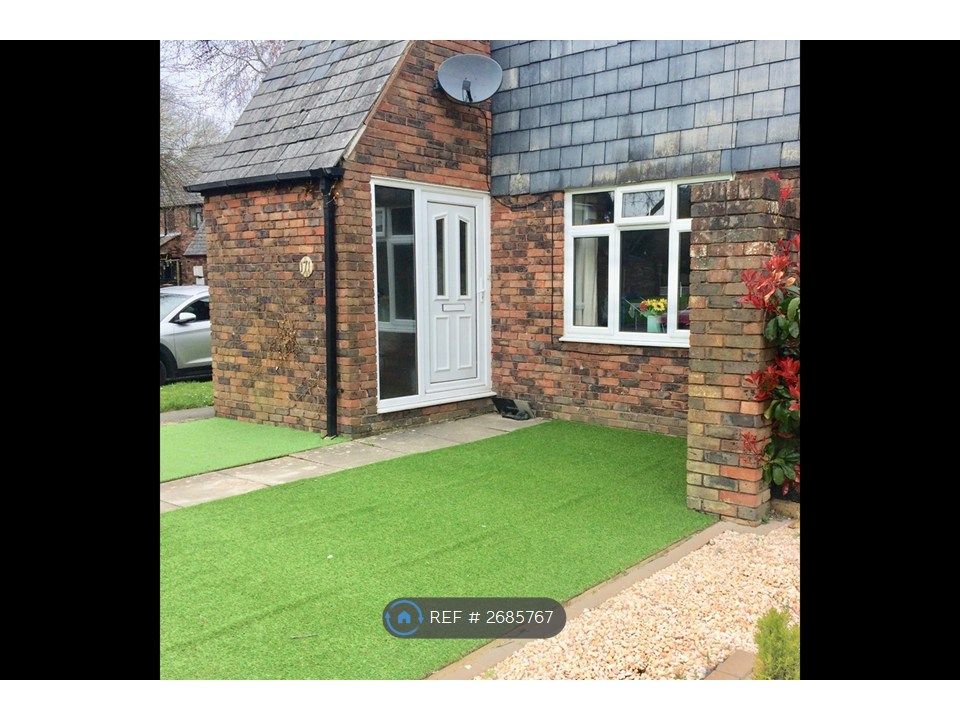 Property photo 1 of 6 Front Garden