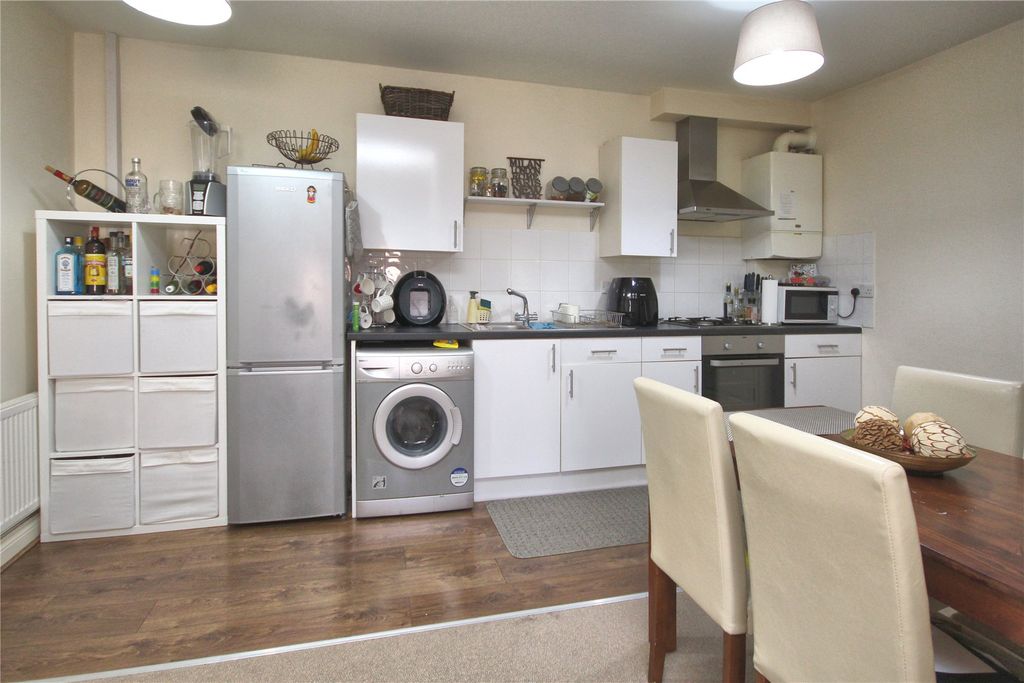 Property photo 2 of 7 Picture No. 06