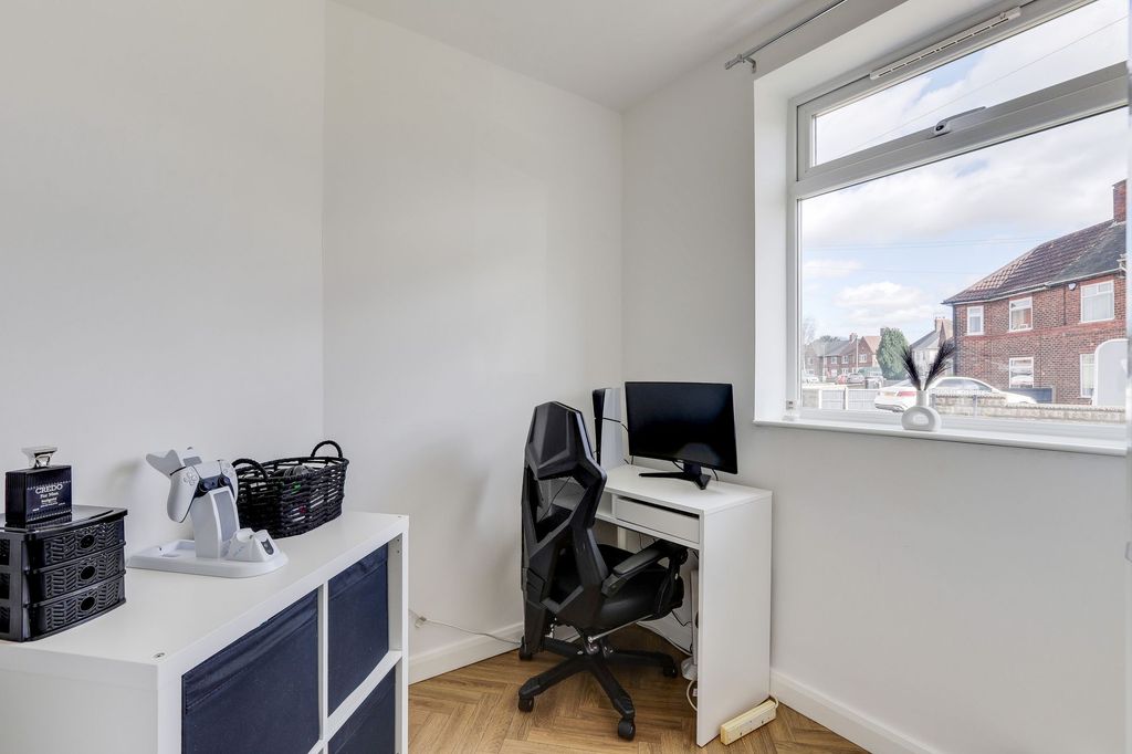 Property photo 3 of 24