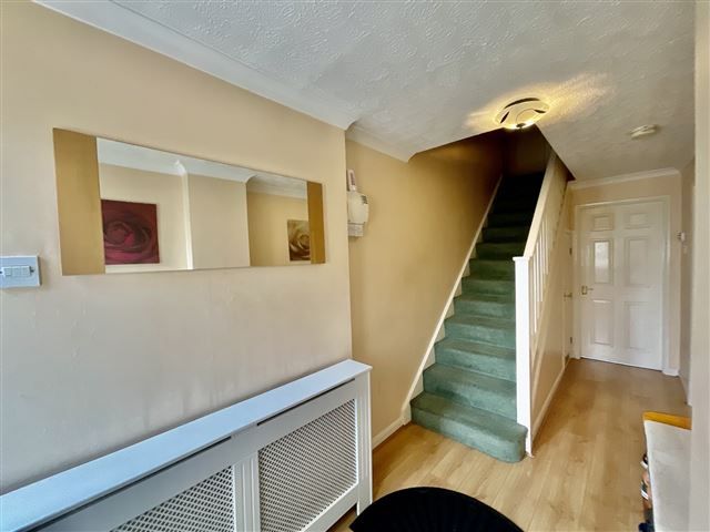 Property photo 3 of 21 Hallway