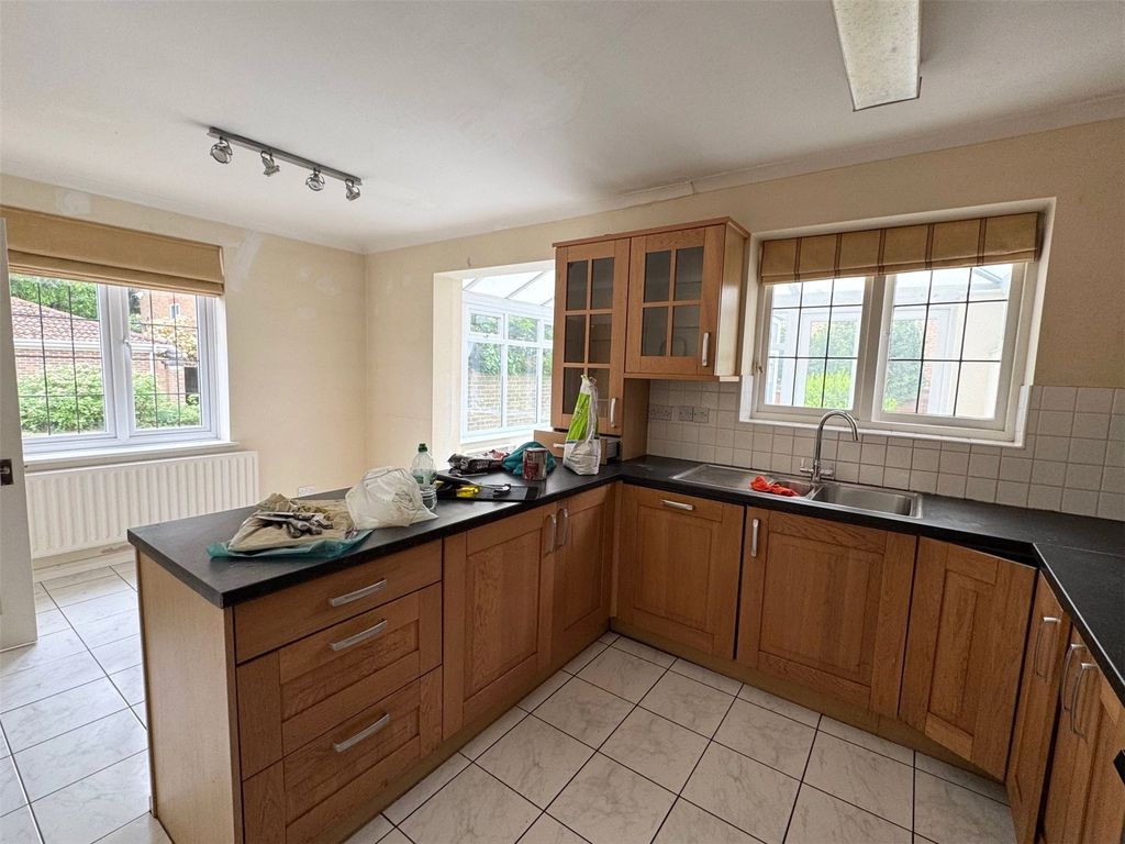 Property photo 2 of 10 Picture No. 04