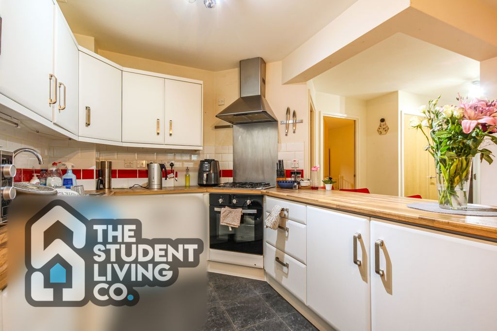 Property photo 3 of 10 Image-61356-4
