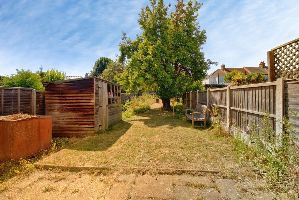 Property photo 2 of 14 Garden