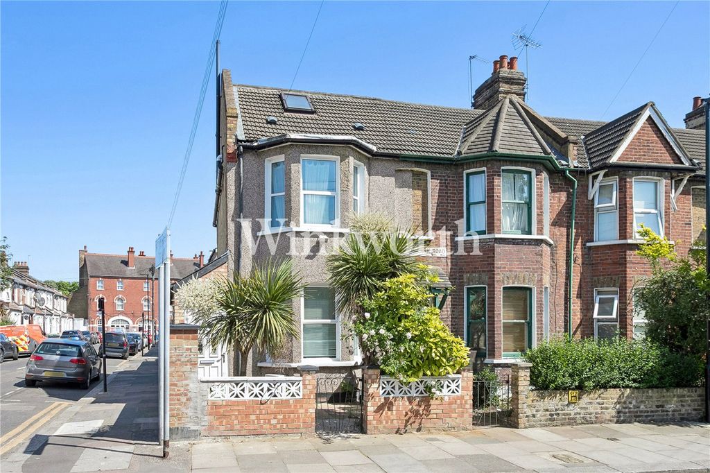 Property photo 1 of 19 Picture No. 06